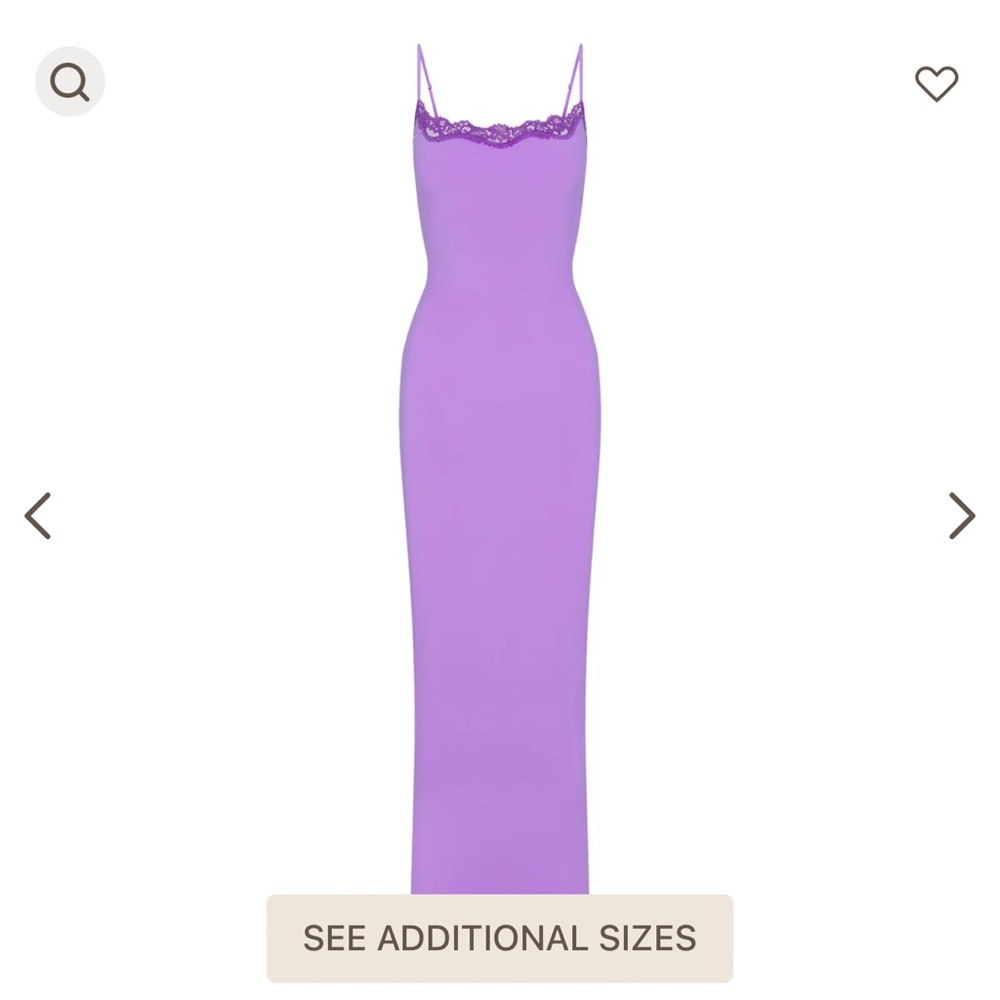SKIMS FITS EVERYBODY LACE
LONG SLIP DRESS. LIMITED EDITION: ULTRA VIOLET TONAL